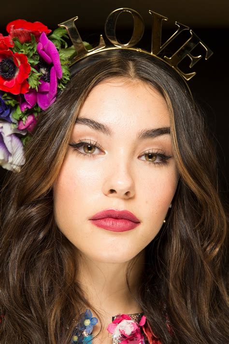 How to Create the Dolce & Gabbana Runway Hair 